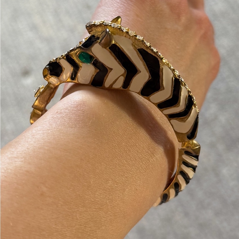 Estate Sale jewelry or item Unlisted march 1